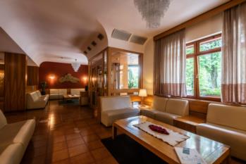 hall2_174_g 